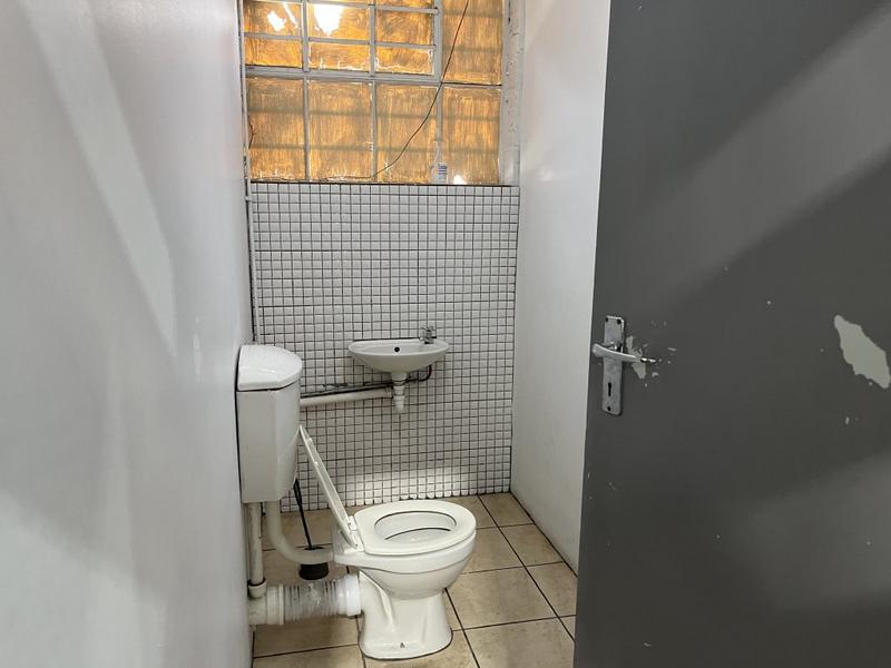 To Let commercial Property for Rent in Montague Gardens Western Cape